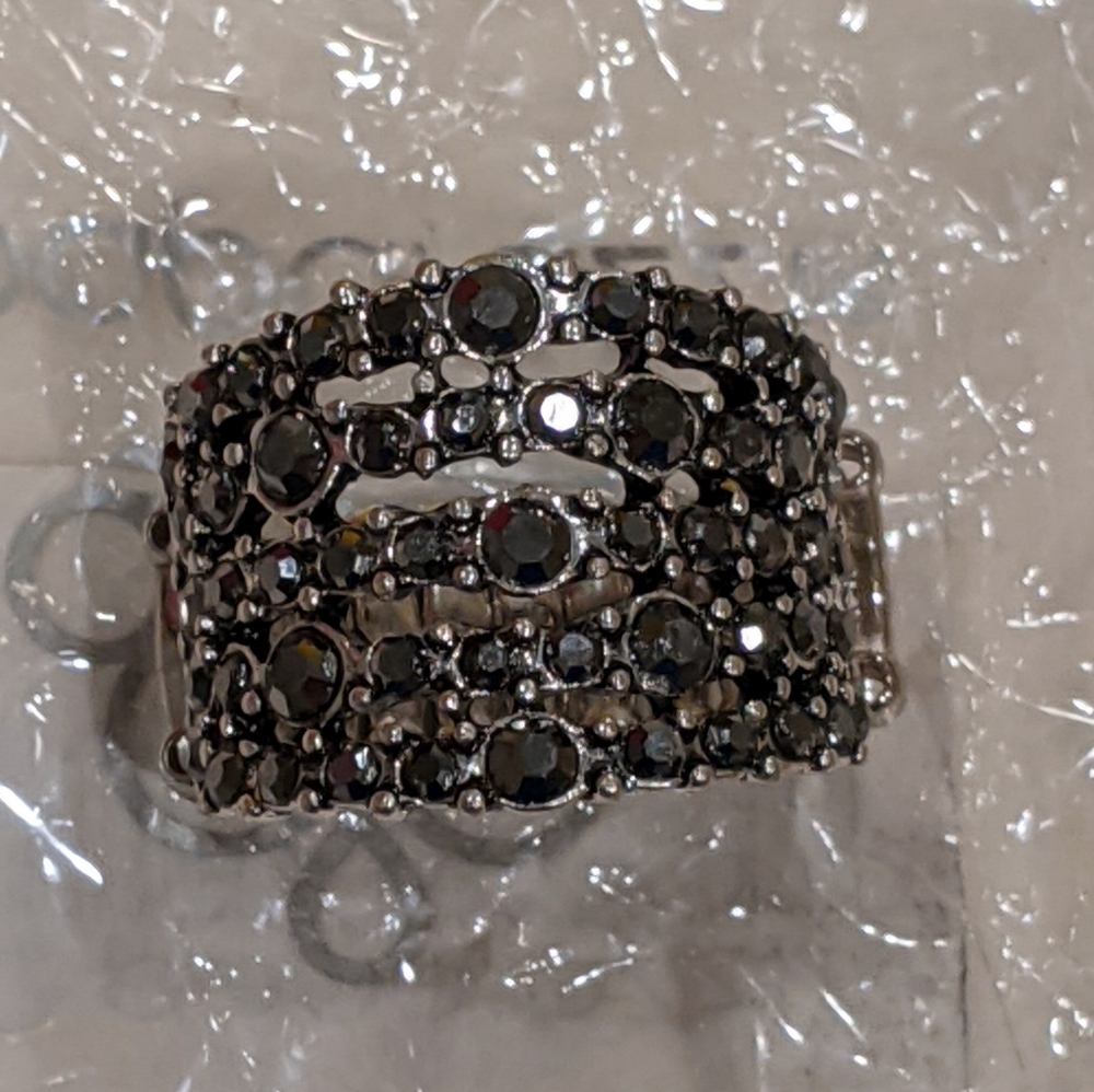 Truly Treasured Ring - Picture 2 of 3